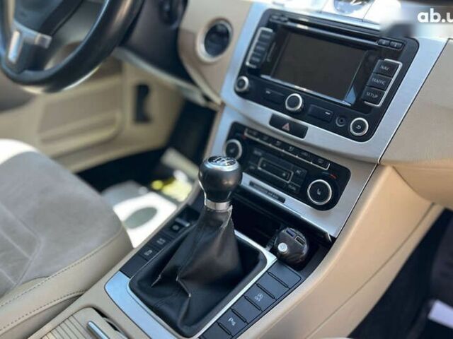 Фольксваген Пассат, объемом двигателя 2 л и пробегом 230 тыс. км за 9200 $, фото 29 на Automoto.ua