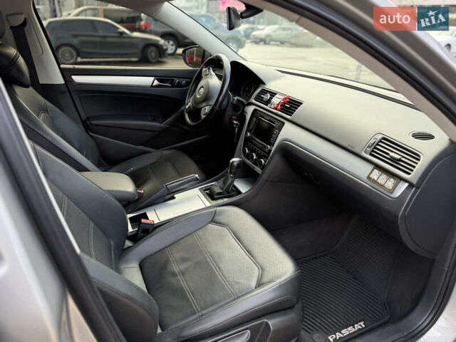 Фольксваген Пассат, объемом двигателя 2.5 л и пробегом 256 тыс. км за 9500 $, фото 12 на Automoto.ua