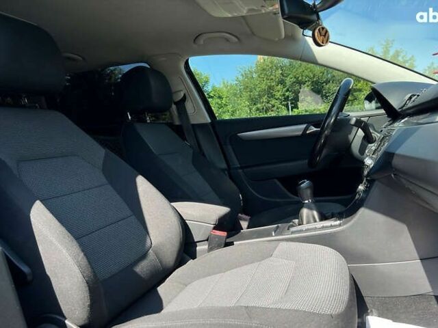 Фольксваген Пассат, об'ємом двигуна 1.6 л та пробігом 243 тис. км за 10500 $, фото 8 на Automoto.ua