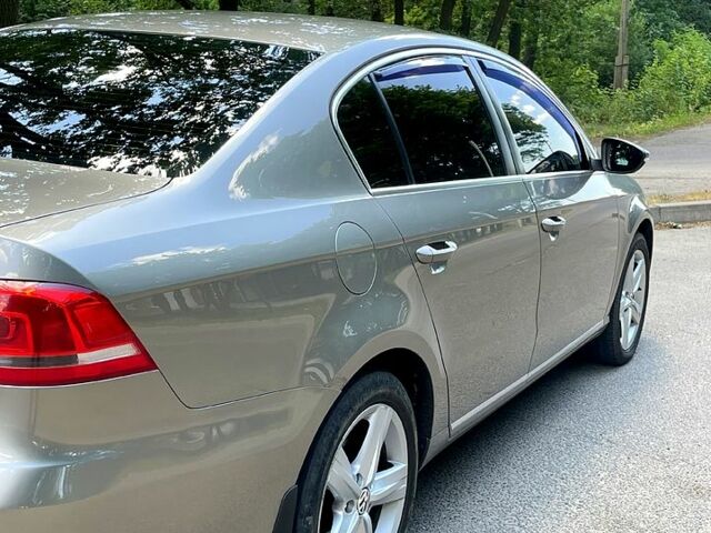 Фольксваген Пассат, объемом двигателя 2 л и пробегом 240 тыс. км за 8700 $, фото 2 на Automoto.ua