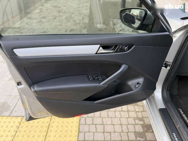 Фольксваген Пассат, объемом двигателя 2.5 л и пробегом 256 тыс. км за 9200 $, фото 11 на Automoto.ua