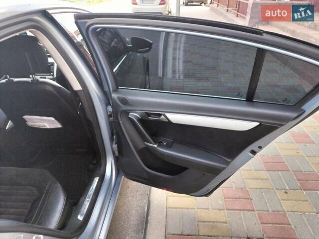 Фольксваген Пассат, об'ємом двигуна 1.98 л та пробігом 157 тис. км за 12800 $, фото 16 на Automoto.ua