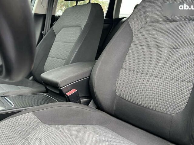 Фольксваген Пассат, объемом двигателя 2 л и пробегом 250 тыс. км за 10000 $, фото 10 на Automoto.ua