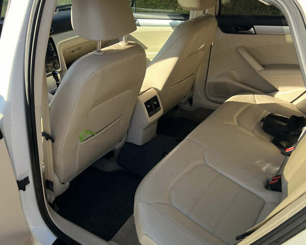 Фольксваген Пассат, объемом двигателя 2.5 л и пробегом 211 тыс. км за 9900 $, фото 39 на Automoto.ua