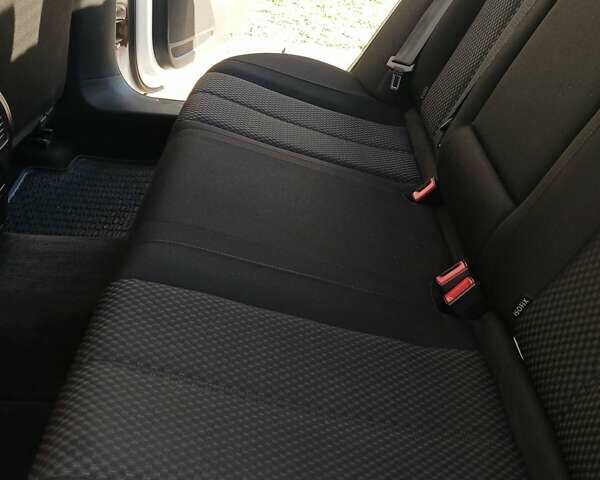 Фольксваген Пассат, объемом двигателя 1.6 л и пробегом 210 тыс. км за 8950 $, фото 12 на Automoto.ua