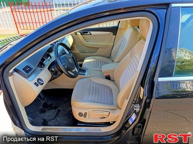 Фольксваген Пассат, об'ємом двигуна 2 л та пробігом 249 тис. км за 11500 $, фото 5 на Automoto.ua