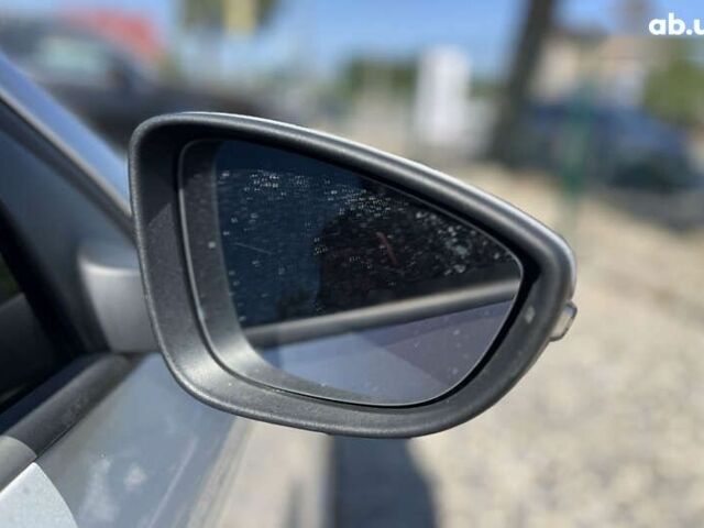 Фольксваген Пассат, объемом двигателя 2 л и пробегом 210 тыс. км за 10700 $, фото 8 на Automoto.ua