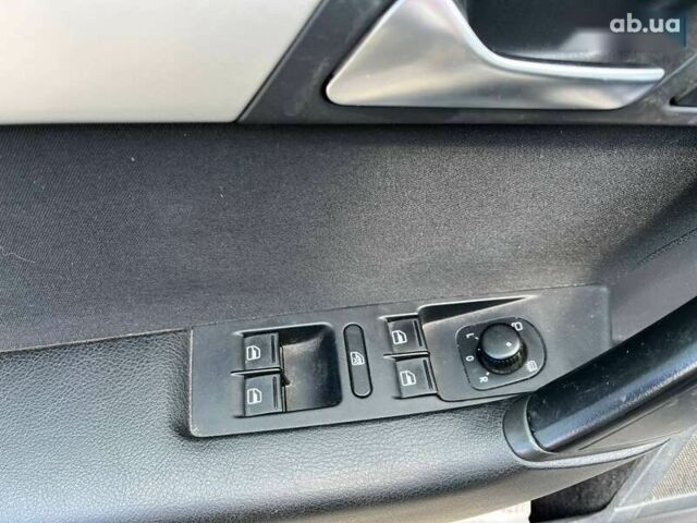 Фольксваген Пассат, объемом двигателя 1.6 л и пробегом 194 тыс. км за 9800 $, фото 9 на Automoto.ua