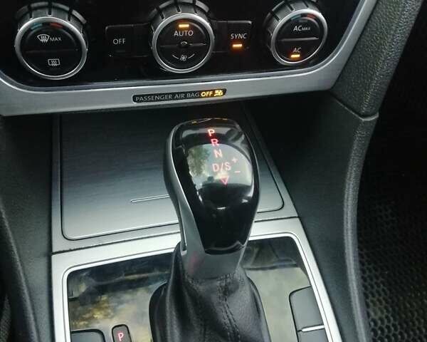 Фольксваген Пассат, объемом двигателя 2.5 л и пробегом 147 тыс. км за 12000 $, фото 4 на Automoto.ua