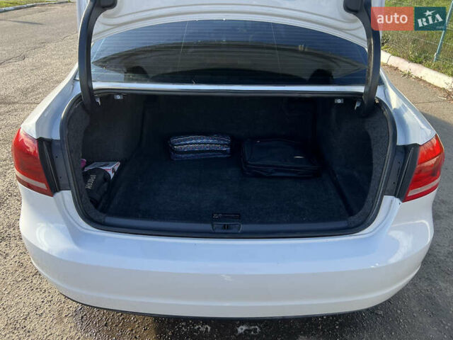 Фольксваген Пассат, объемом двигателя 2.5 л и пробегом 211 тыс. км за 9900 $, фото 24 на Automoto.ua