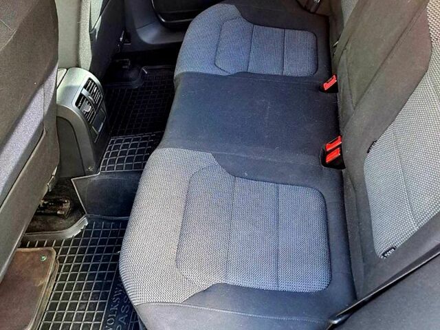 Фольксваген Пассат, объемом двигателя 1.8 л и пробегом 120 тыс. км за 11500 $, фото 6 на Automoto.ua