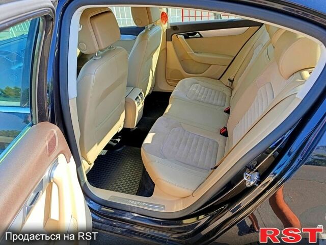 Фольксваген Пассат, об'ємом двигуна 2 л та пробігом 249 тис. км за 11500 $, фото 4 на Automoto.ua