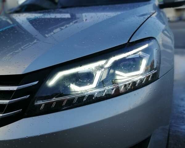 Фольксваген Пассат, объемом двигателя 2.5 л и пробегом 147 тыс. км за 12000 $, фото 17 на Automoto.ua