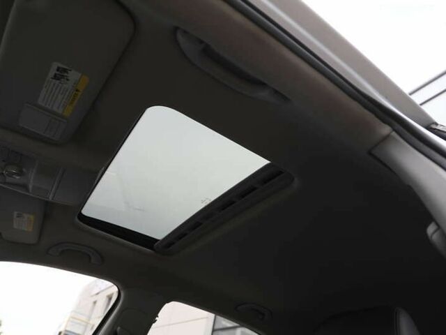 Фольксваген Пассат, объемом двигателя 2 л и пробегом 177 тыс. км за 11200 $, фото 18 на Automoto.ua