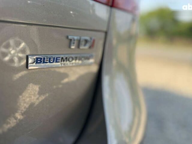 Фольксваген Пассат, объемом двигателя 1.6 л и пробегом 320 тыс. км за 11000 $, фото 9 на Automoto.ua