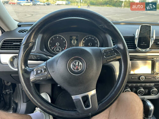 Фольксваген Пассат, объемом двигателя 2.48 л и пробегом 190 тыс. км за 9000 $, фото 17 на Automoto.ua