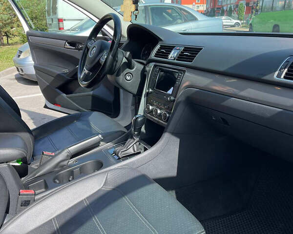 Фольксваген Пассат, объемом двигателя 2.5 л и пробегом 170 тыс. км за 8400 $, фото 10 на Automoto.ua