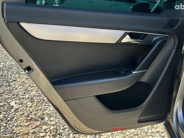 Фольксваген Пассат, объемом двигателя 1.6 л и пробегом 320 тыс. км за 11000 $, фото 16 на Automoto.ua