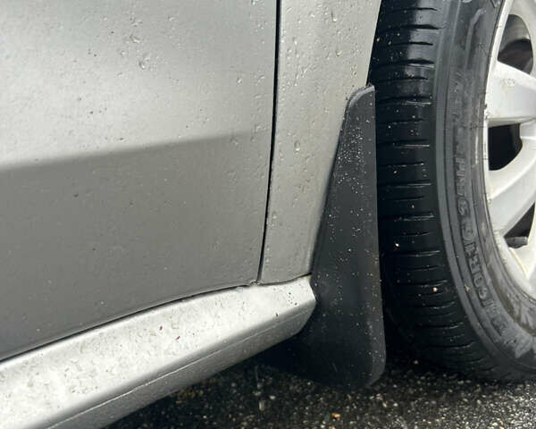 Фольксваген Пассат, об'ємом двигуна 2.5 л та пробігом 261 тис. км за 8600 $, фото 5 на Automoto.ua