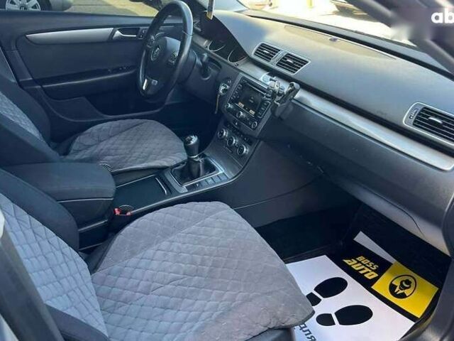 Фольксваген Пассат, об'ємом двигуна 2 л та пробігом 238 тис. км за 10800 $, фото 15 на Automoto.ua