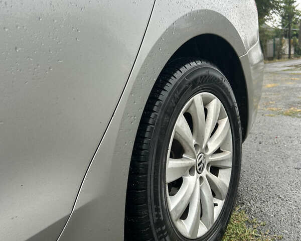 Фольксваген Пассат, об'ємом двигуна 2.5 л та пробігом 261 тис. км за 8600 $, фото 7 на Automoto.ua