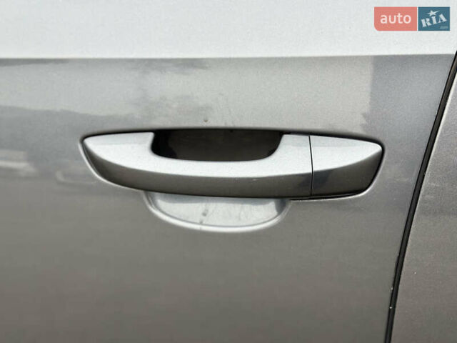 Фольксваген Пассат, об'ємом двигуна 2 л та пробігом 178 тис. км за 11700 $, фото 23 на Automoto.ua