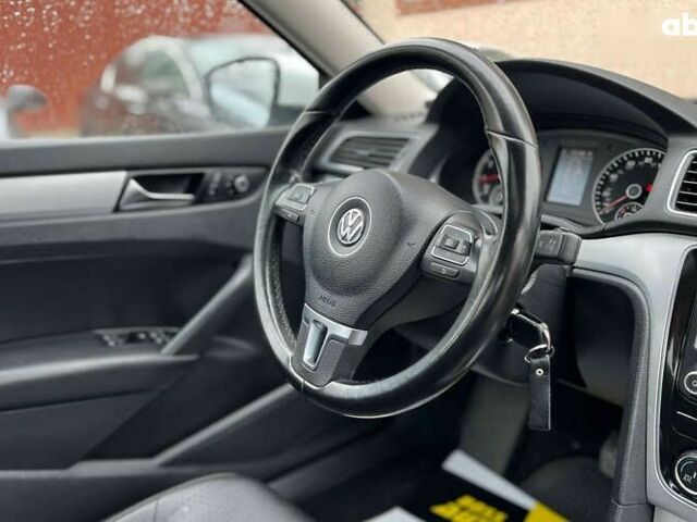 Фольксваген Пассат, объемом двигателя 2.5 л и пробегом 192 тыс. км за 10599 $, фото 24 на Automoto.ua