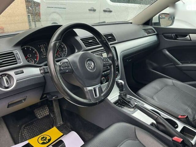 Фольксваген Пассат, объемом двигателя 2.5 л и пробегом 192 тыс. км за 10599 $, фото 7 на Automoto.ua