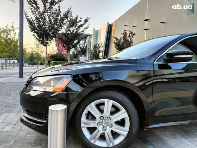 Фольксваген Пассат, объемом двигателя 2.5 л и пробегом 230 тыс. км за 8990 $, фото 4 на Automoto.ua