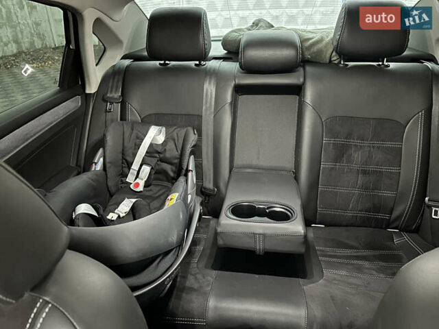 Фольксваген Пассат, объемом двигателя 1.8 л и пробегом 252 тыс. км за 9300 $, фото 12 на Automoto.ua