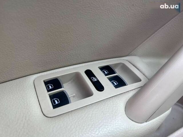 Фольксваген Пассат, об'ємом двигуна 0 л та пробігом 158 тис. км за 10990 $, фото 14 на Automoto.ua