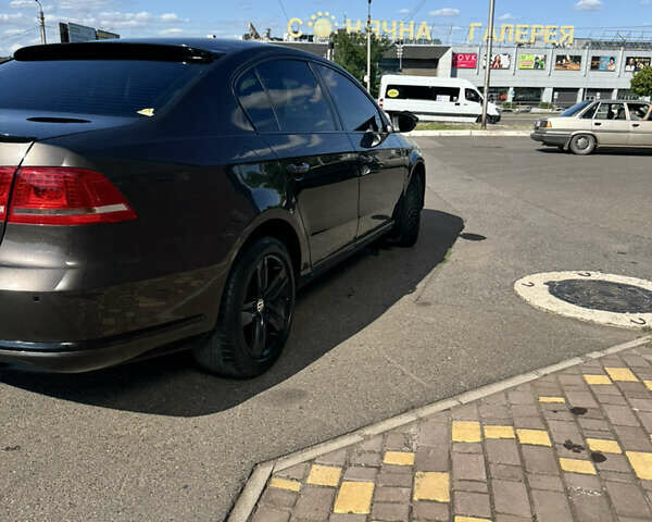 Фольксваген Пассат, объемом двигателя 2 л и пробегом 215 тыс. км за 10900 $, фото 7 на Automoto.ua