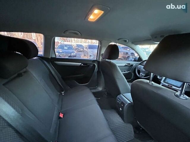 Фольксваген Пассат, об'ємом двигуна 2 л та пробігом 145 тис. км за 9999 $, фото 25 на Automoto.ua