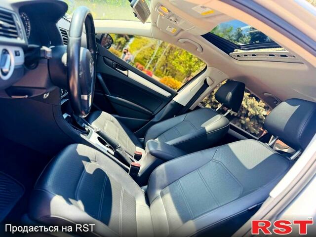 Фольксваген Пассат, объемом двигателя 2.5 л и пробегом 116 тыс. км за 11000 $, фото 8 на Automoto.ua