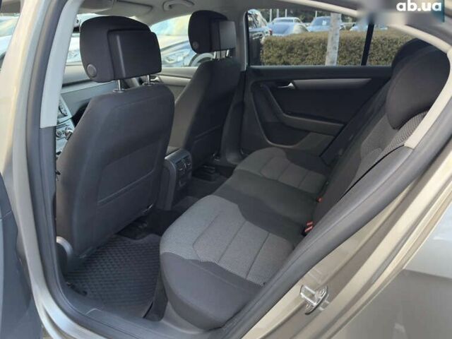 Фольксваген Пассат, объемом двигателя 1.8 л и пробегом 128 тыс. км за 11499 $, фото 18 на Automoto.ua