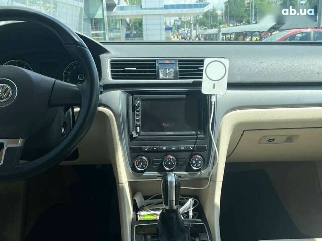 Фольксваген Пассат, объемом двигателя 1.8 л и пробегом 185 тыс. км за 9500 $, фото 12 на Automoto.ua