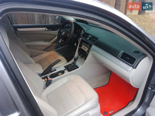 Фольксваген Пассат, объемом двигателя 2.5 л и пробегом 220 тыс. км за 9500 $, фото 13 на Automoto.ua