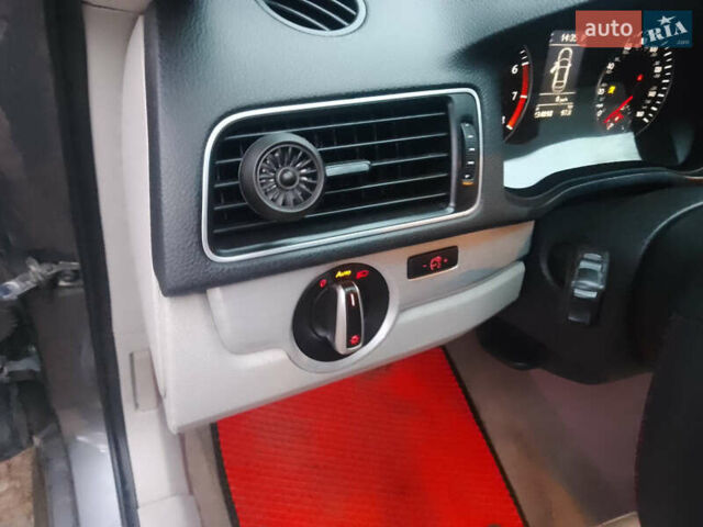 Фольксваген Пассат, объемом двигателя 2.5 л и пробегом 220 тыс. км за 9500 $, фото 11 на Automoto.ua