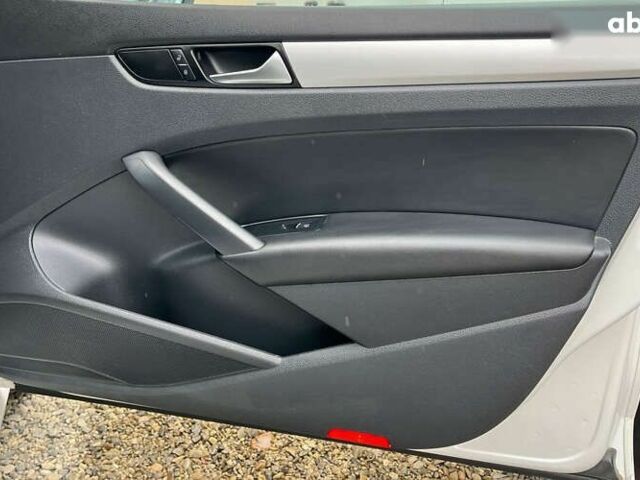 Фольксваген Пассат, объемом двигателя 2.5 л и пробегом 192 тыс. км за 10599 $, фото 21 на Automoto.ua