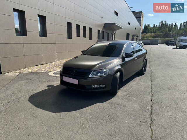 Фольксваген Пассат, объемом двигателя 2 л и пробегом 215 тыс. км за 10900 $, фото 1 на Automoto.ua
