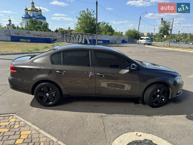 Фольксваген Пассат, объемом двигателя 2 л и пробегом 215 тыс. км за 10900 $, фото 6 на Automoto.ua