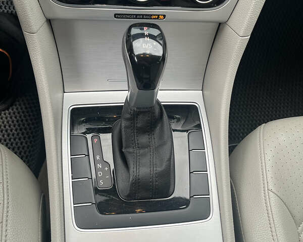 Фольксваген Пассат, объемом двигателя 2.5 л и пробегом 141 тыс. км за 11500 $, фото 14 на Automoto.ua