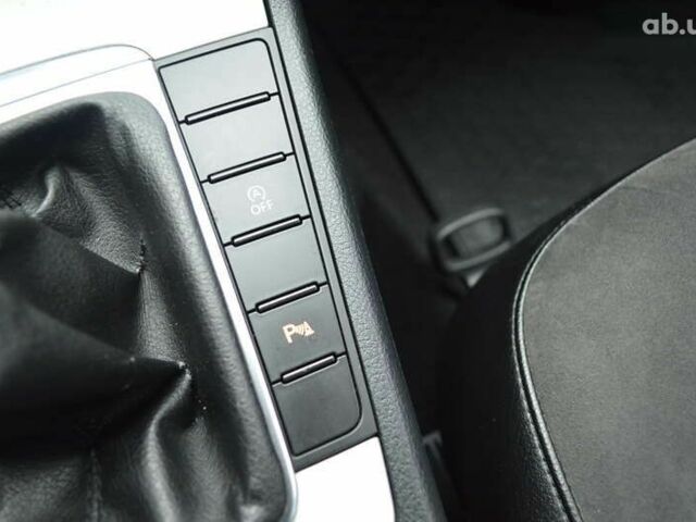 Фольксваген Пассат, объемом двигателя 1.6 л и пробегом 220 тыс. км за 7800 $, фото 27 на Automoto.ua