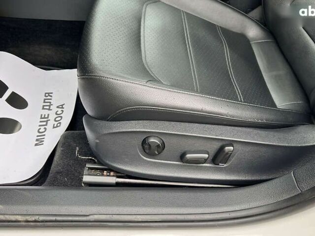 Фольксваген Пассат, объемом двигателя 2.5 л и пробегом 192 тыс. км за 10599 $, фото 9 на Automoto.ua