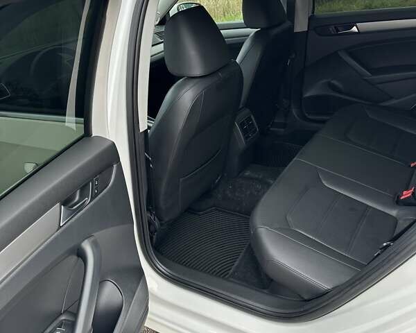 Фольксваген Пассат 2013 в Козельце на Automoto.ua Фольксваген Пассат, объемом двигателя 1.97 л и пробегом 167 тыс. км за 12400 $, фото 19 на Automoto.ua