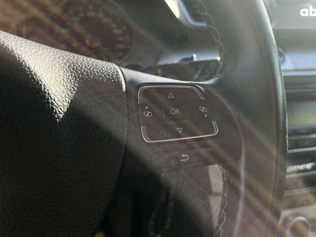 Фольксваген Пассат, объемом двигателя 1.6 л и пробегом 242 тыс. км за 9800 $, фото 12 на Automoto.ua