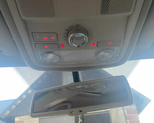 Фольксваген Пассат, объемом двигателя 2 л и пробегом 128 тыс. км за 10700 $, фото 9 на Automoto.ua