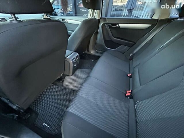 Фольксваген Пассат, об'ємом двигуна 2 л та пробігом 145 тис. км за 9999 $, фото 20 на Automoto.ua