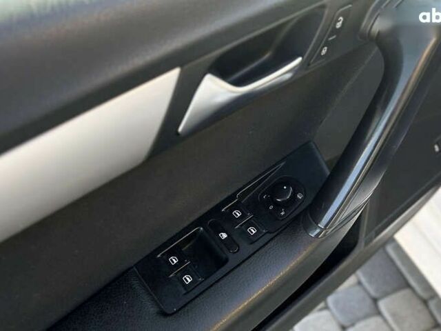 Фольксваген Пассат, объемом двигателя 1.6 л и пробегом 242 тыс. км за 9800 $, фото 9 на Automoto.ua