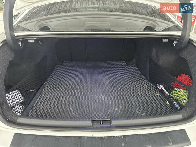 Фольксваген Пассат, объемом двигателя 1.8 л и пробегом 252 тыс. км за 9300 $, фото 13 на Automoto.ua